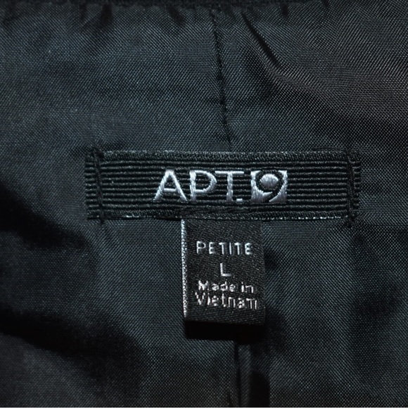 🎉 🥳 HOST PICK 🥳 🎉 WOMEN’S BLACK APT 9 PETITE BLAZER - Picture 4 of 4